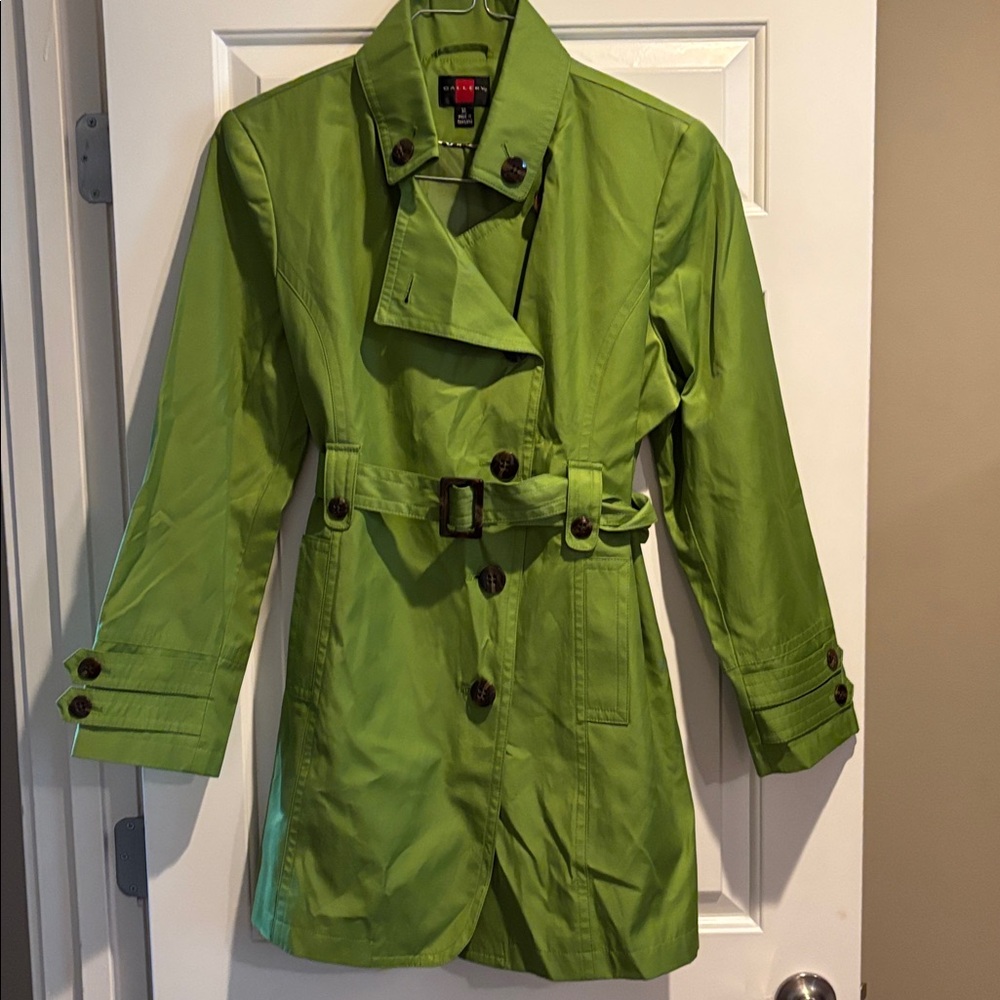 Kelly Green Trench Coat - Picture 2 of 3